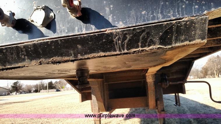 image for item L6646 2008 Kaufman equipment trailer