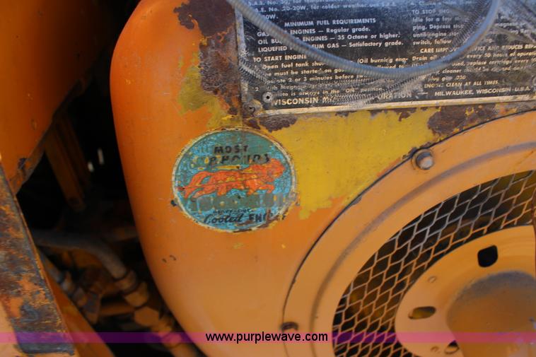 image for item L6661 Case Davis TF700 trencher