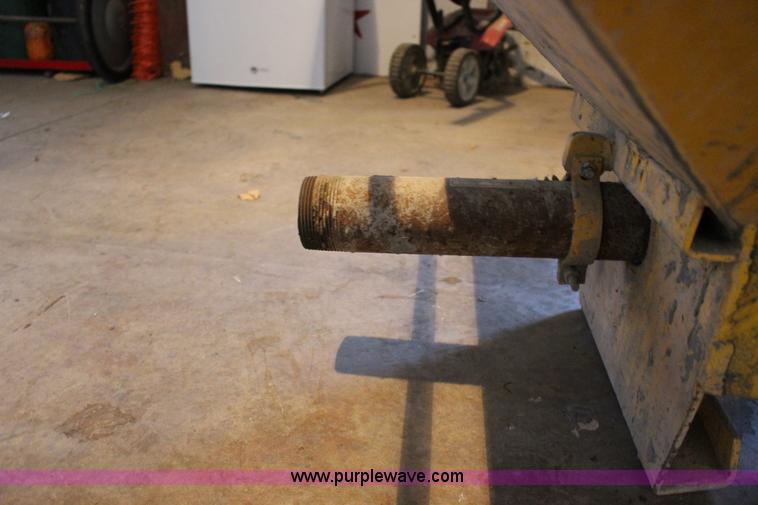 image for item L6667 Essick FM9 grout pump