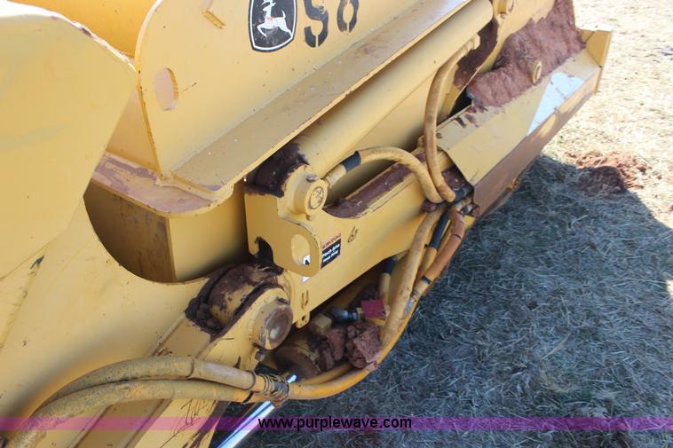 image for item L6673 John Deere 1510C scraper