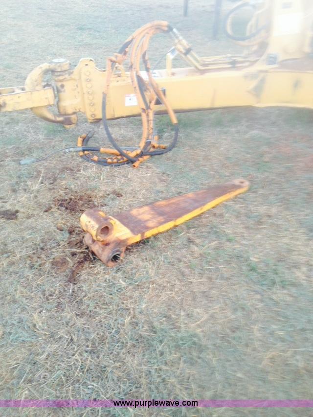 image for item L6673 John Deere 1510C scraper