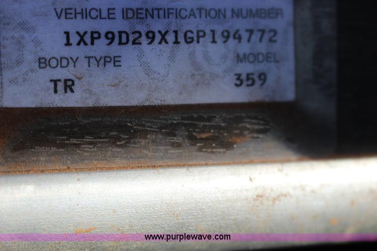 image for item L6674 1986 Peterbilt 359 water truck