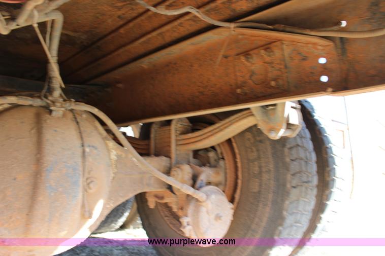 image for item L6674 1986 Peterbilt 359 water truck