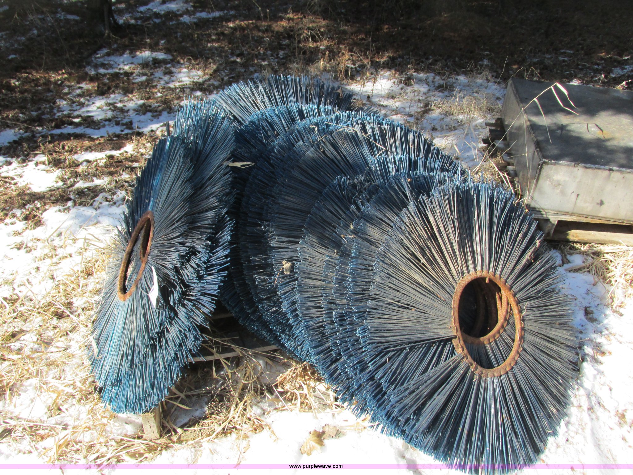 Approximately 60 Bobcat sweeper brushes in Hugo, MN Item I3774 sold