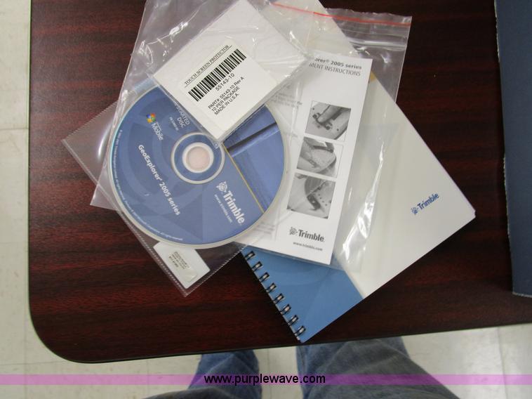 image for item BA9375 Trimble GPS