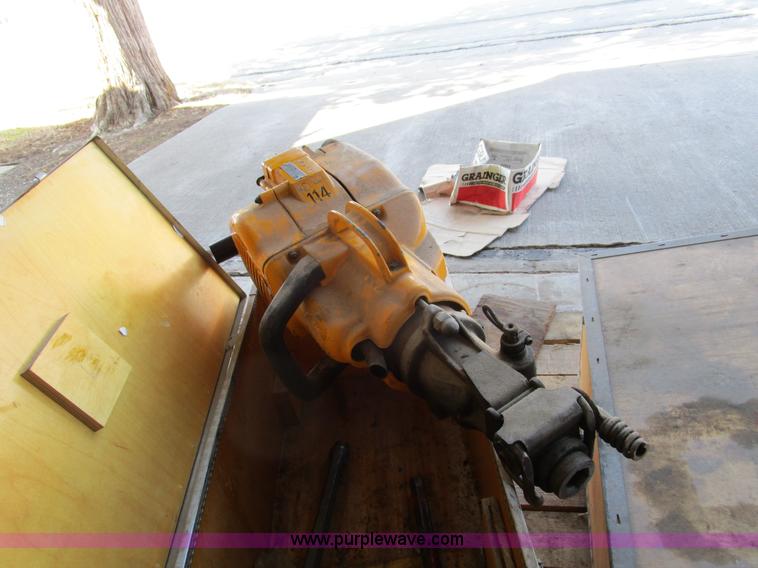 image for item BA9378 1997 Poinjar 120 drill