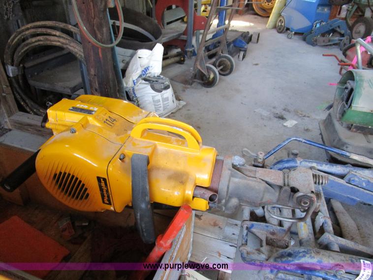 image for item BA9383 1997 Poinjar 120 drill