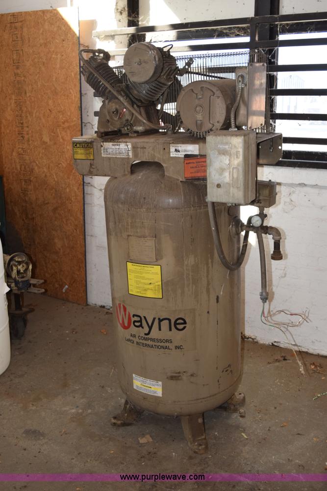 image for item BA9819 1994 Wayne TRU5N air compressor