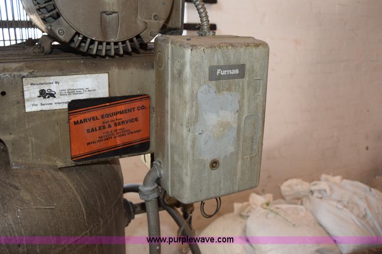 image for item BA9819 1994 Wayne TRU5N air compressor