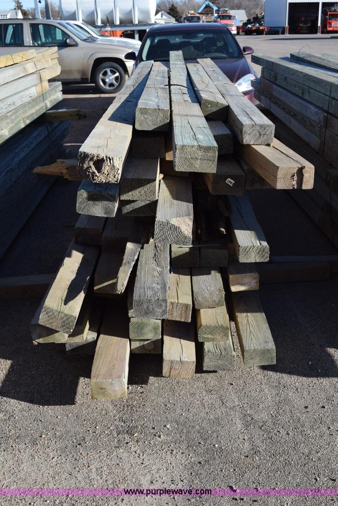 image for item BA9835 (146) wood posts