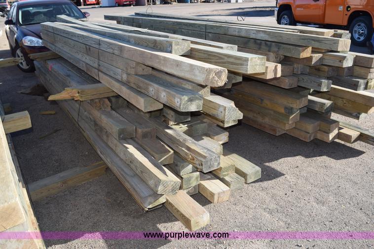 image for item BA9835 (146) wood posts