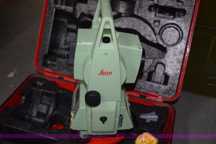image for item BA9839 (3) Total Station Survey systems