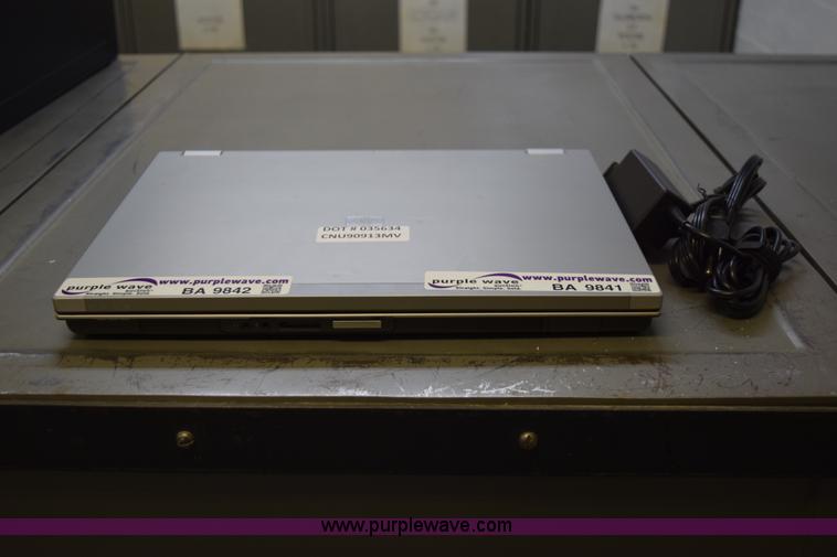 image for item BA9841 (4) HP 8730W laptop computers