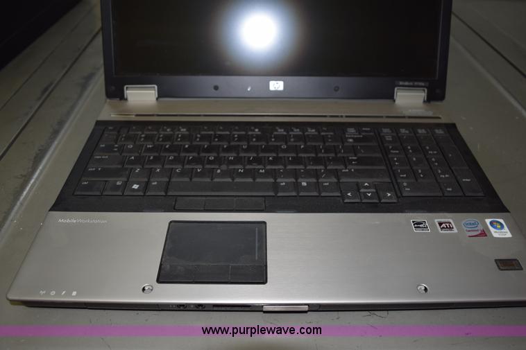image for item BA9841 (4) HP 8730W laptop computers