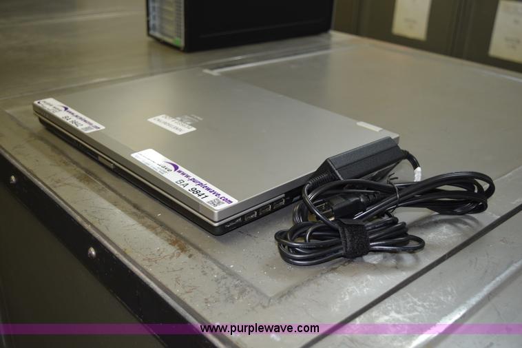 image for item BA9842 (3) HP 8730W laptop computers