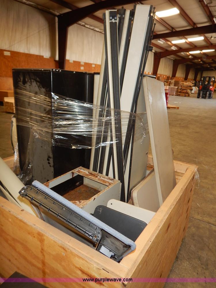 image for item BC9674 Assorted Herman Miller furniture