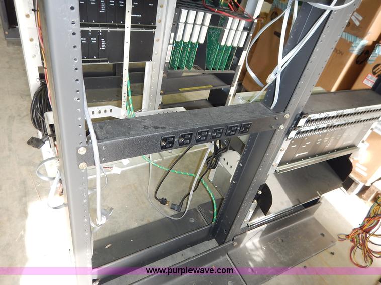 image for item BC9680 Assorted radio equipment