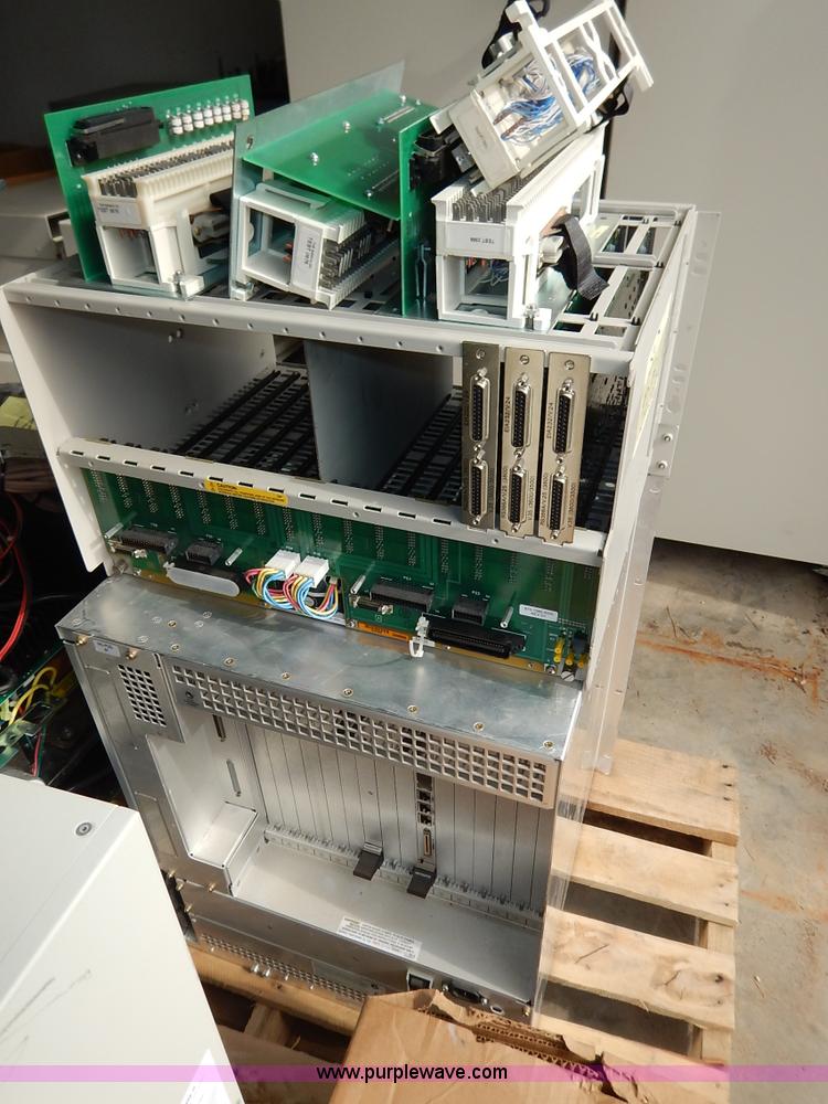 image for item BC9680 Assorted radio equipment