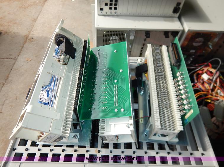 image for item BC9680 Assorted radio equipment