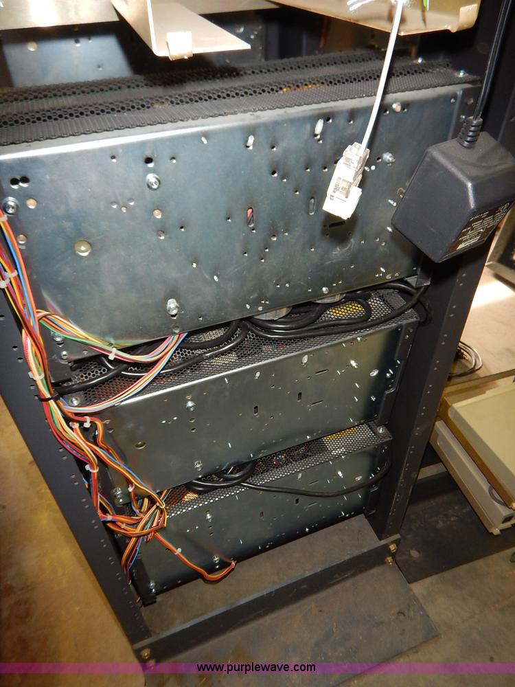 image for item BC9680 Assorted radio equipment