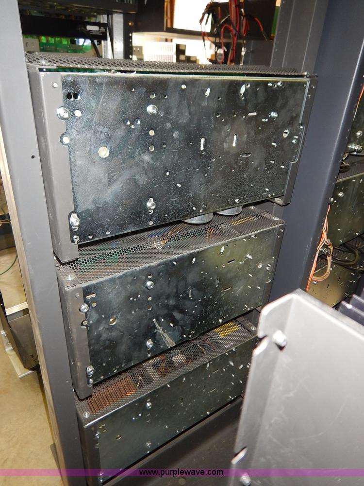 image for item BC9680 Assorted radio equipment