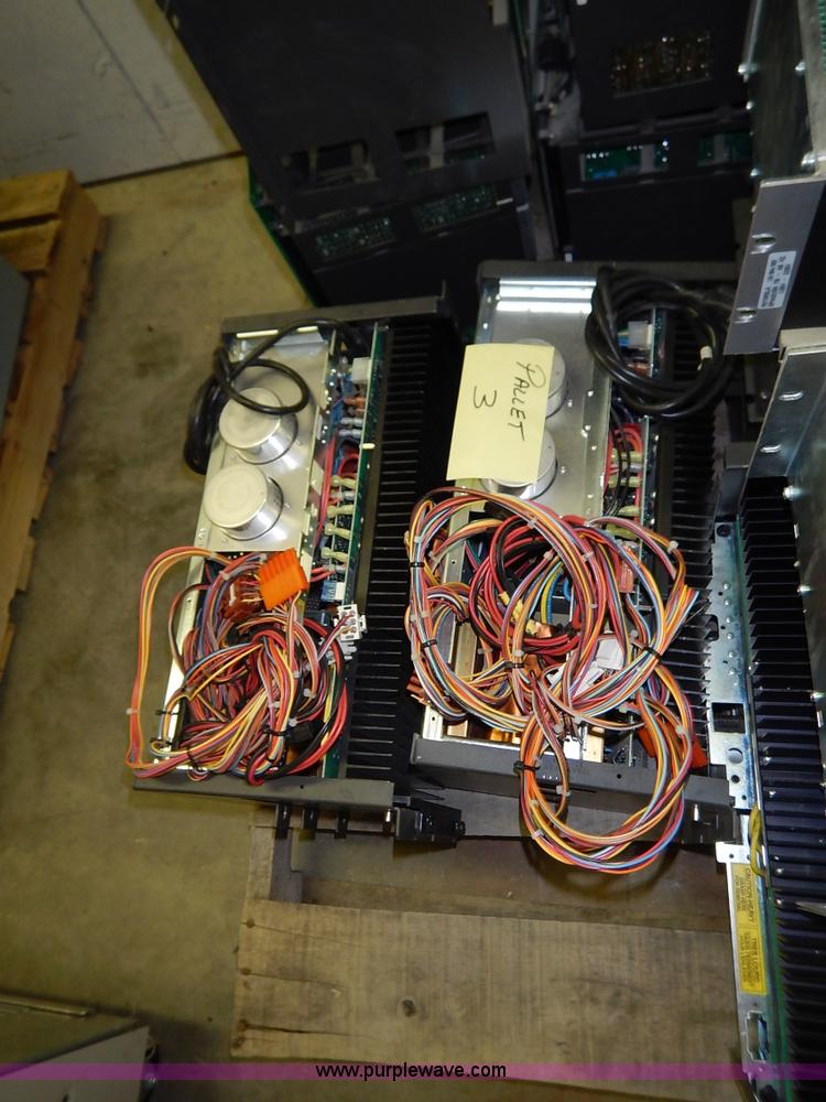 image for item BC9680 Assorted radio equipment