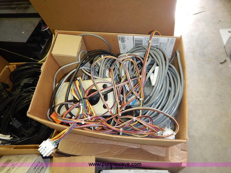 image for item BC9680 Assorted radio equipment