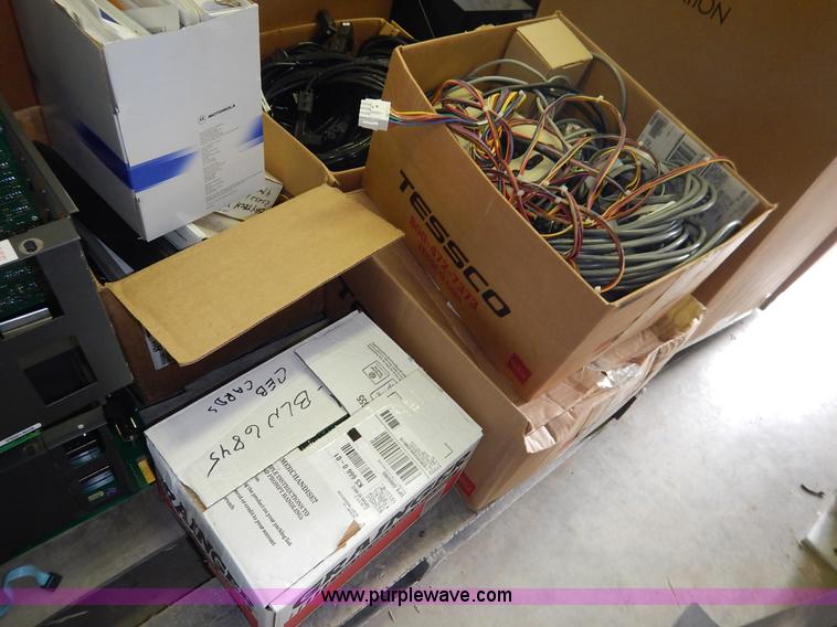 image for item BC9680 Assorted radio equipment