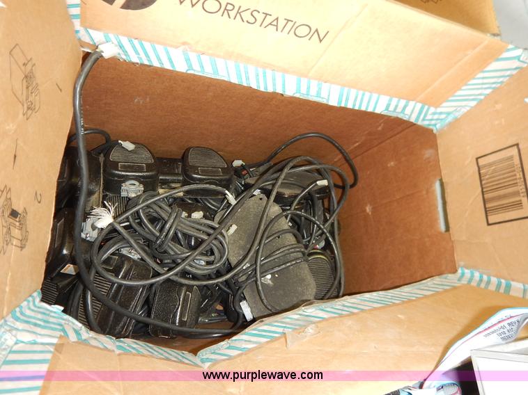 image for item BC9680 Assorted radio equipment