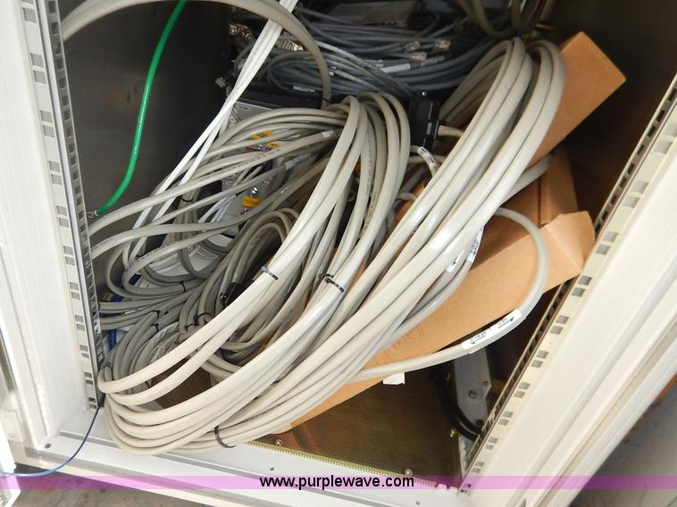 image for item BC9680 Assorted radio equipment