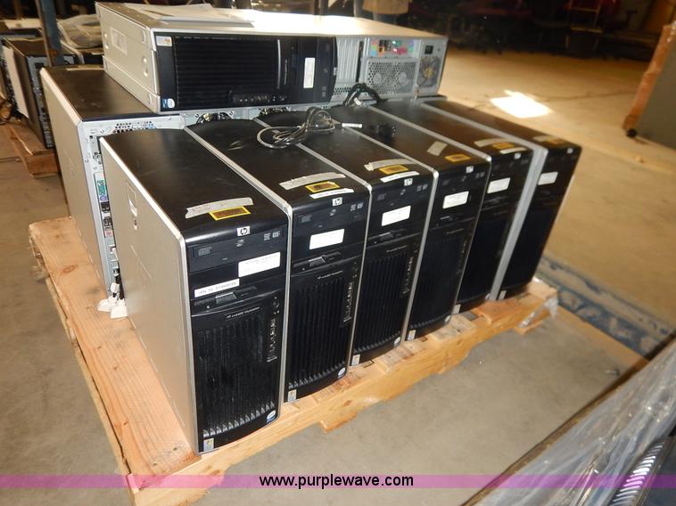 image for item BC9693 (14) HP computer towers