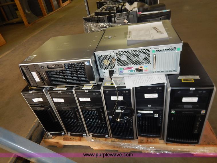 image for item BC9693 (14) HP computer towers