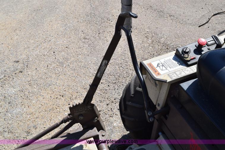 image for item BM9887 2001 Grasshopper 618 riding lawn mower