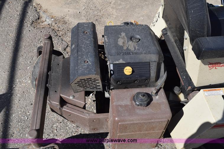 image for item BM9887 2001 Grasshopper 618 riding lawn mower