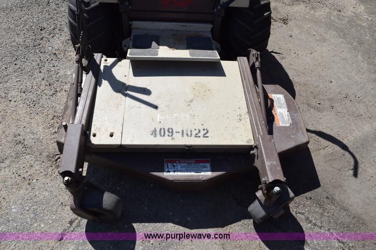 image for item BM9887 2001 Grasshopper 618 riding lawn mower