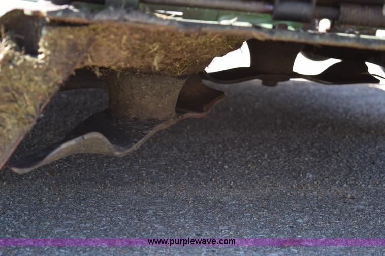 image for item BM9899 2003 John Deere 717 riding lawn mower