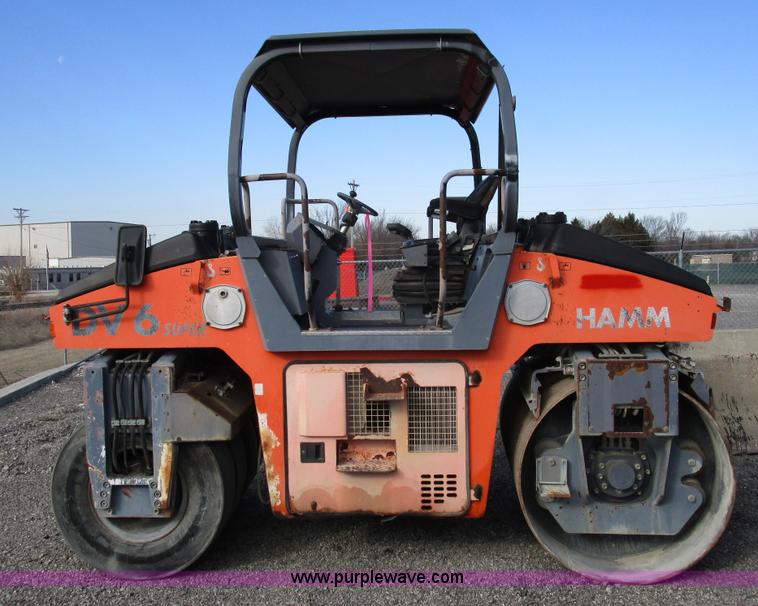 image for item D2341 2001 Hamm DV6K pneumatic roller