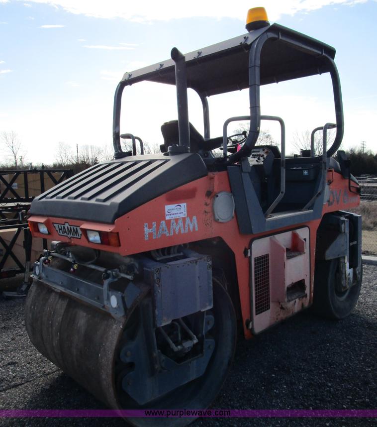 image for item D2341 2001 Hamm DV6K pneumatic roller