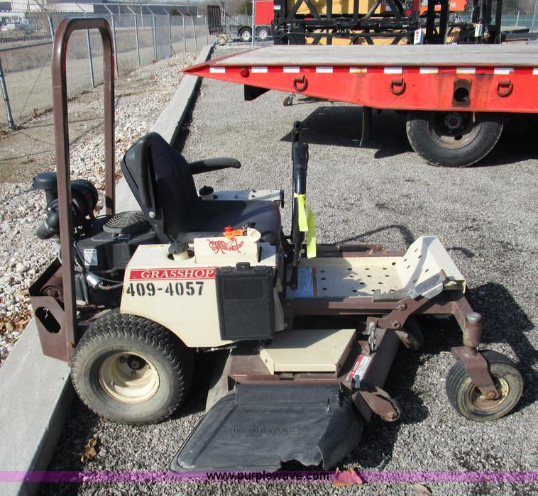 image for item D2342 2007 Grasshopper 120K/534073 lawn mower