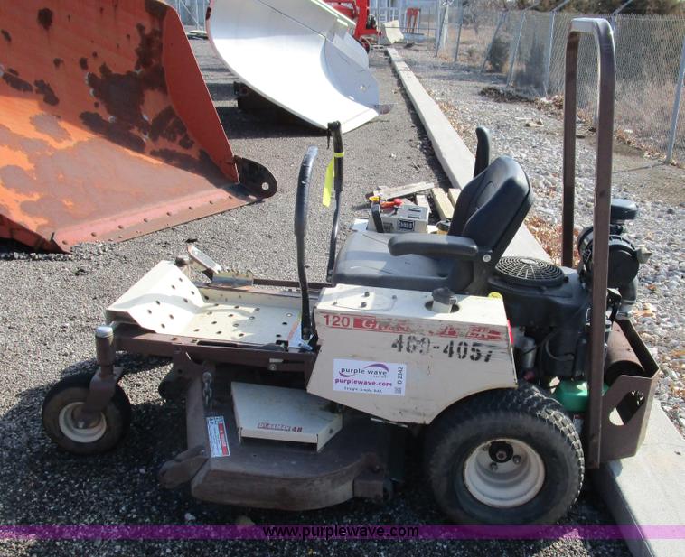 image for item D2342 2007 Grasshopper 120K/534073 lawn mower