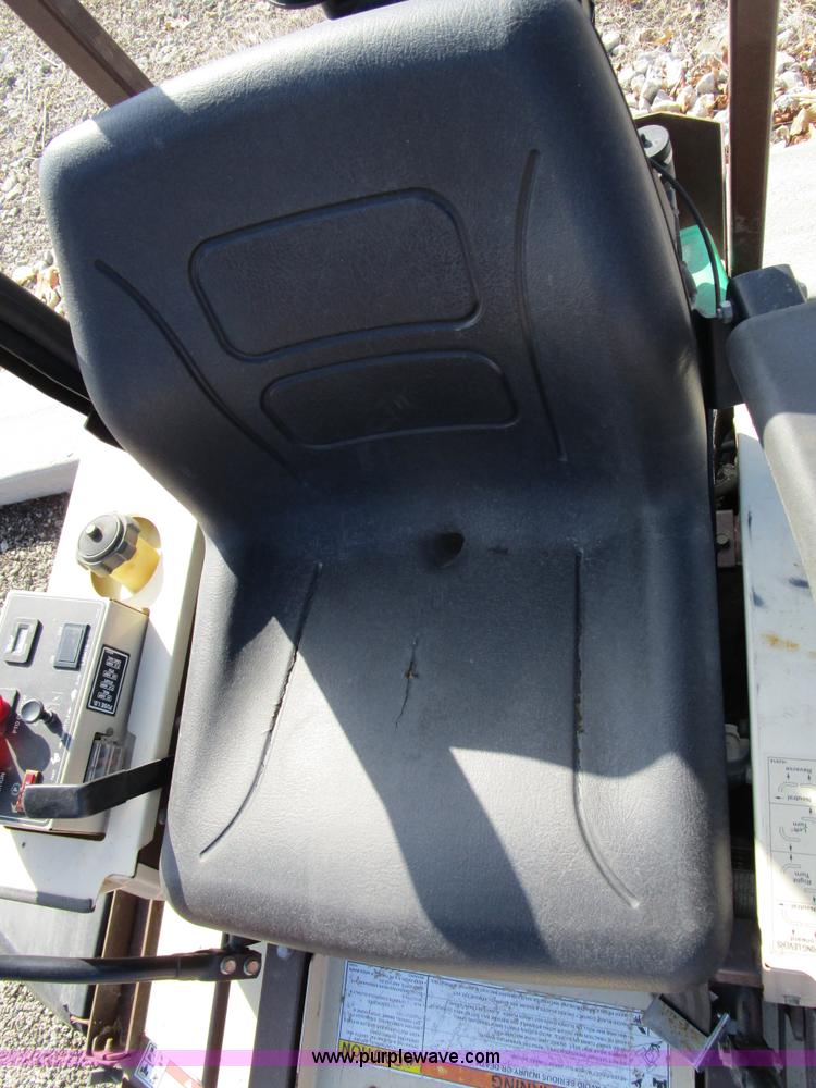 image for item D2342 2007 Grasshopper 120K/534073 lawn mower