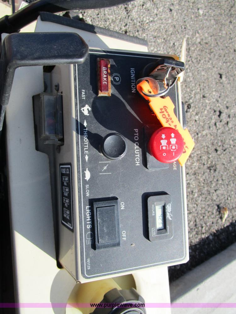 image for item D2342 2007 Grasshopper 120K/534073 lawn mower