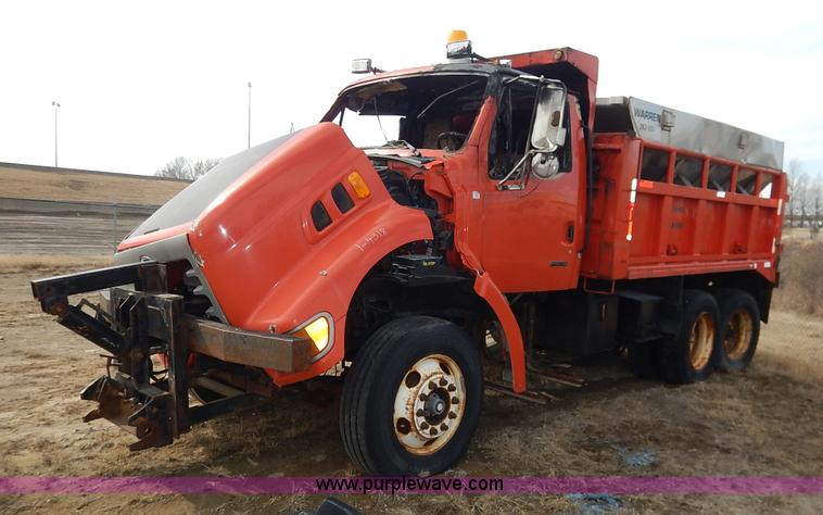 image for item I5001 2001 Sterling LT7500 dump truck