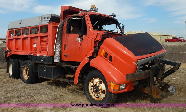 image for item I5001 2001 Sterling LT7500 dump truck
