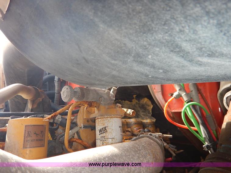 image for item I5001 2001 Sterling LT7500 dump truck