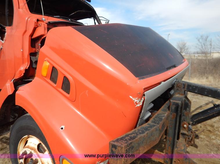 image for item I5001 2001 Sterling LT7500 dump truck