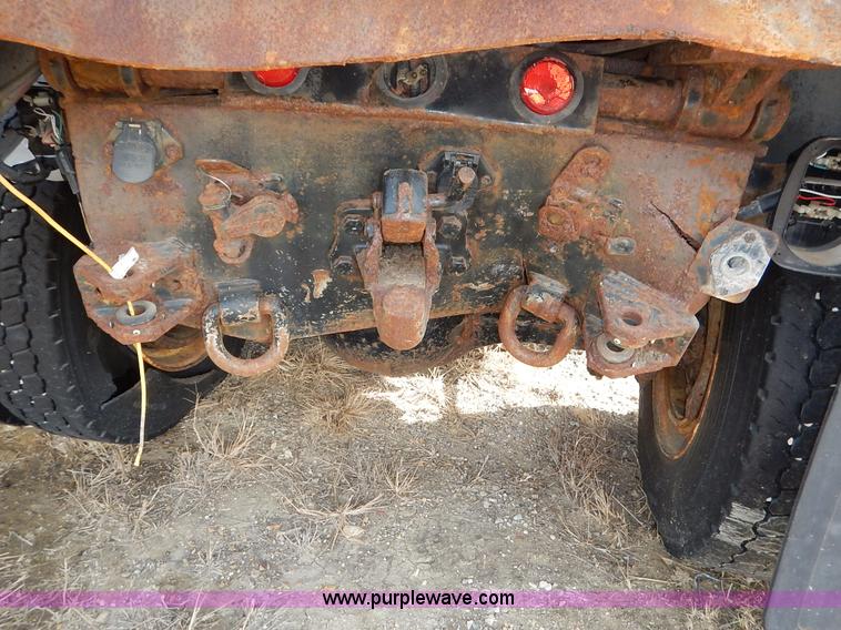 image for item I5001 2001 Sterling LT7500 dump truck