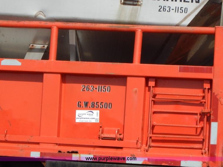 image for item I5001 2001 Sterling LT7500 dump truck