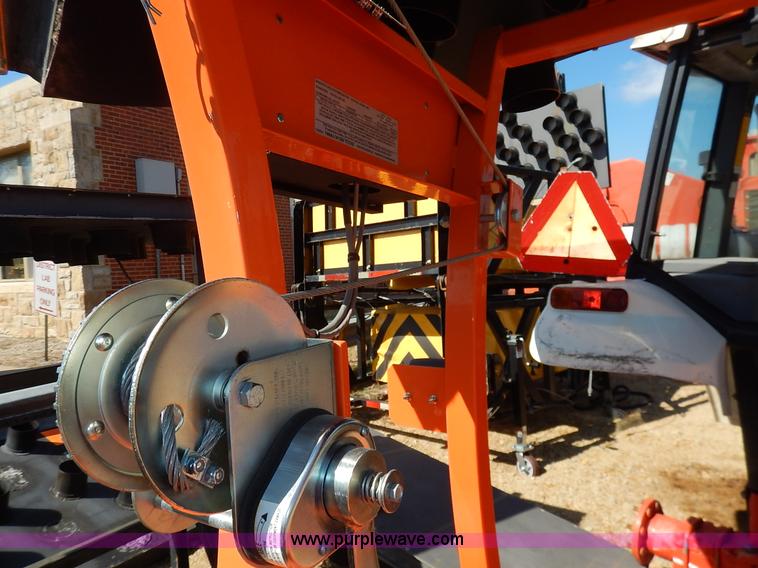 image for item I5002 2013 National arrow board trailer