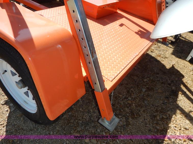 image for item I5002 2013 National arrow board trailer